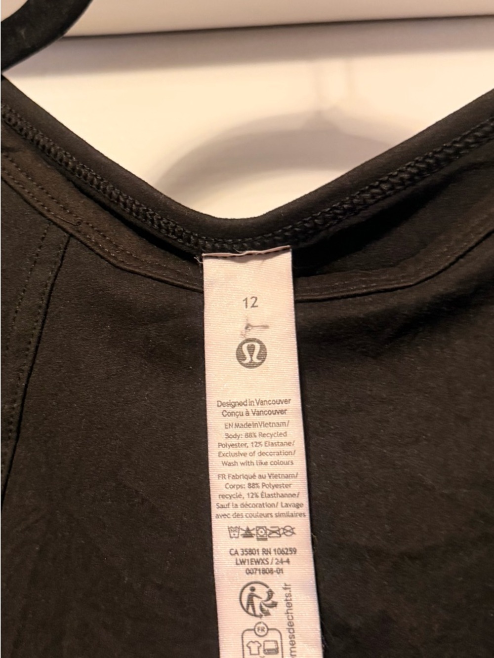 Lululemon Athletica Black Leggings with Cropped Tank Set Sz 12 - Picture 7 of 7